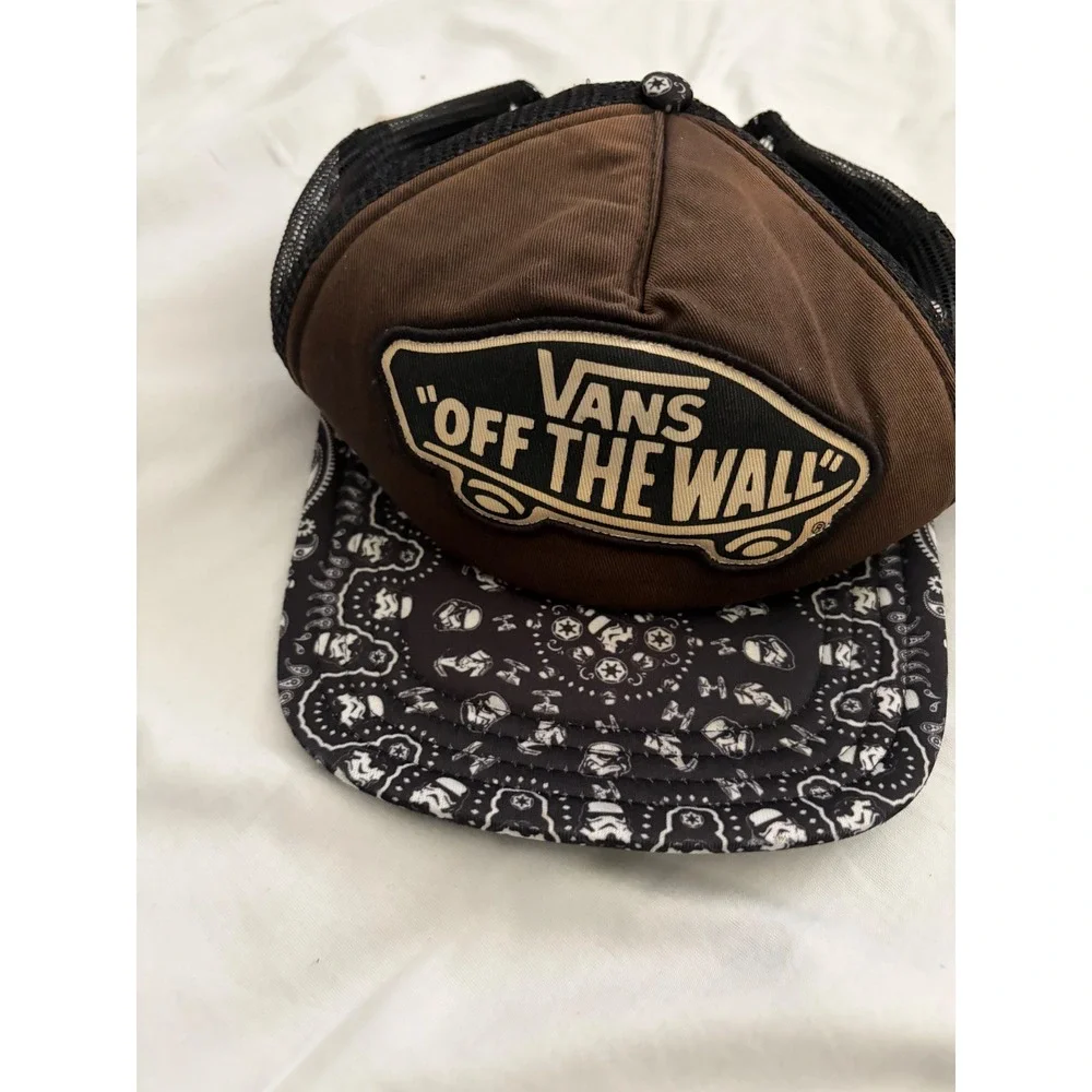 Vans Trucker Hat Star Wars Stormtrooper Brown Black Snapback OSFM